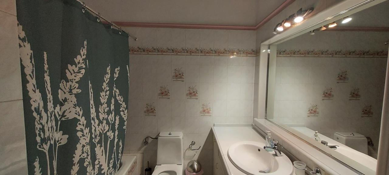 Carlos Apartment Артемида Екстериор снимка