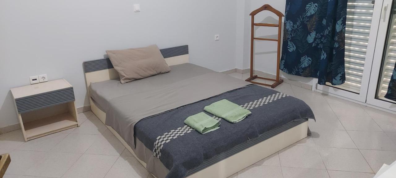 Carlos Apartment Артемида Екстериор снимка
